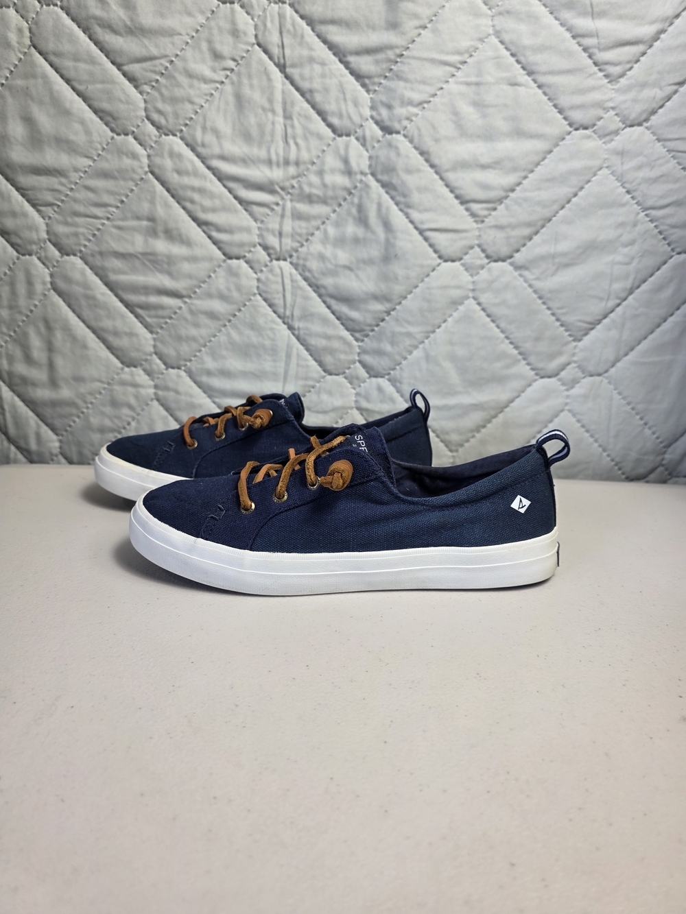 Woman's Sneakers & Athletic Shoes Sperry Crest Vibe Washed Linen Navy Size 8 NIB